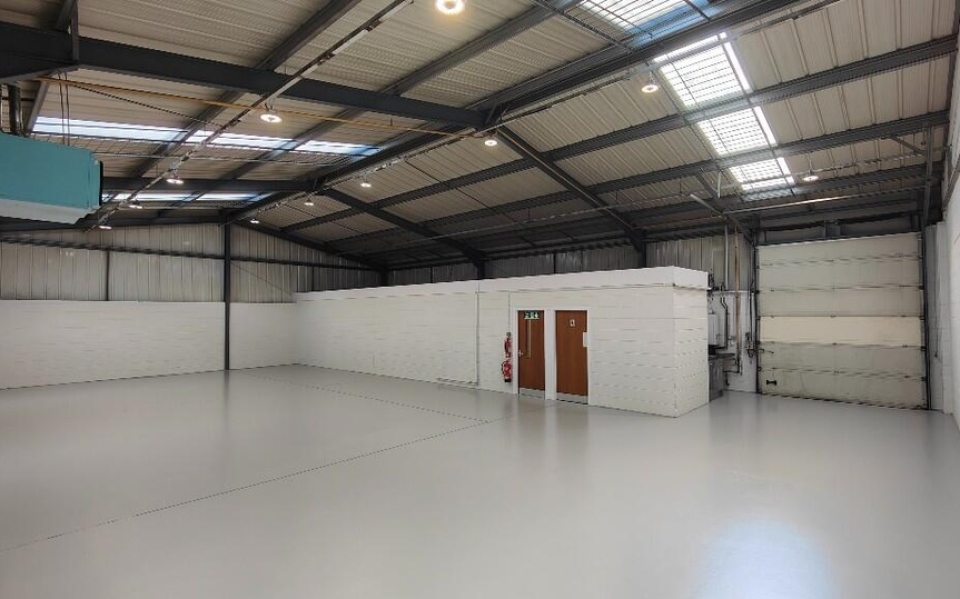 2,500sq ft production area